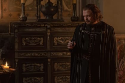 Lord Lyonel Strong recuerda a las personas de Virgo por su meticulosa inteligencia