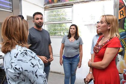 Lorena Matzen y Flavia Boschi durante la campaña electoral
