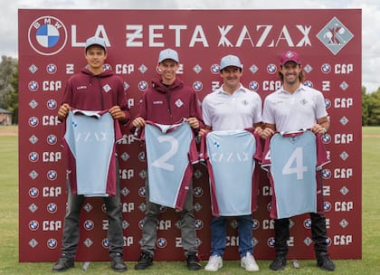 Lorenzo Chavanne, Beltrán Laulhé, David Stirling y Nicolás Pieres, el cuarteto de La Zeta-Kazak, que se ganó en un cuadrangular un lugar en Palermo 2025 pero se siente en inferioridad de condiciones reglamentarias para conseguir un cupo para la serie de los tres certámenes mayores de 2026.