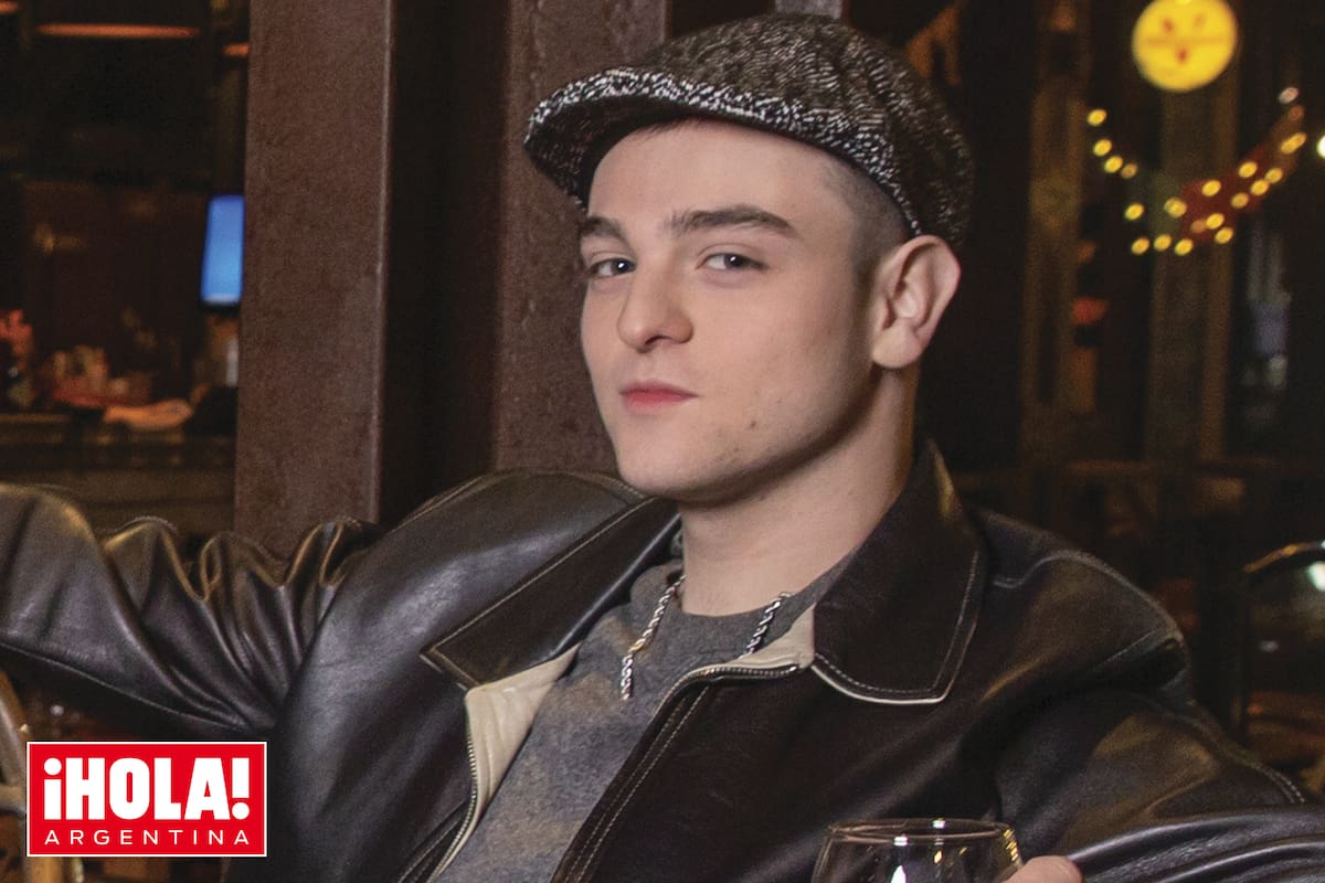 Lorenzo Machin empezó su carrera actoral a los 9 años, interpretando a su padre, Luis, en la película Milagro de otoño.