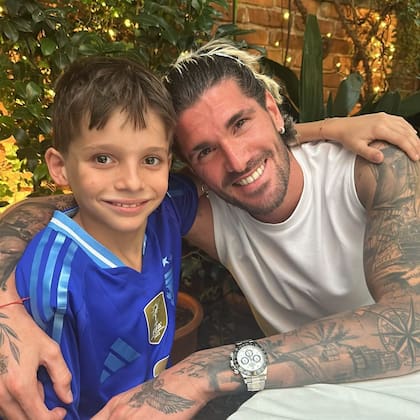 Lorenzo Tinelli junto a Rodrigo de Paul en Madrid (Foto: Instagram @marcelotinelli)