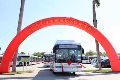 Los 150 buses se fabricaron en 16 días hábiles