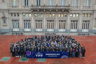 Así fueron los cuatro días en que 250 becarios conocieron la industria donde van a trabajar