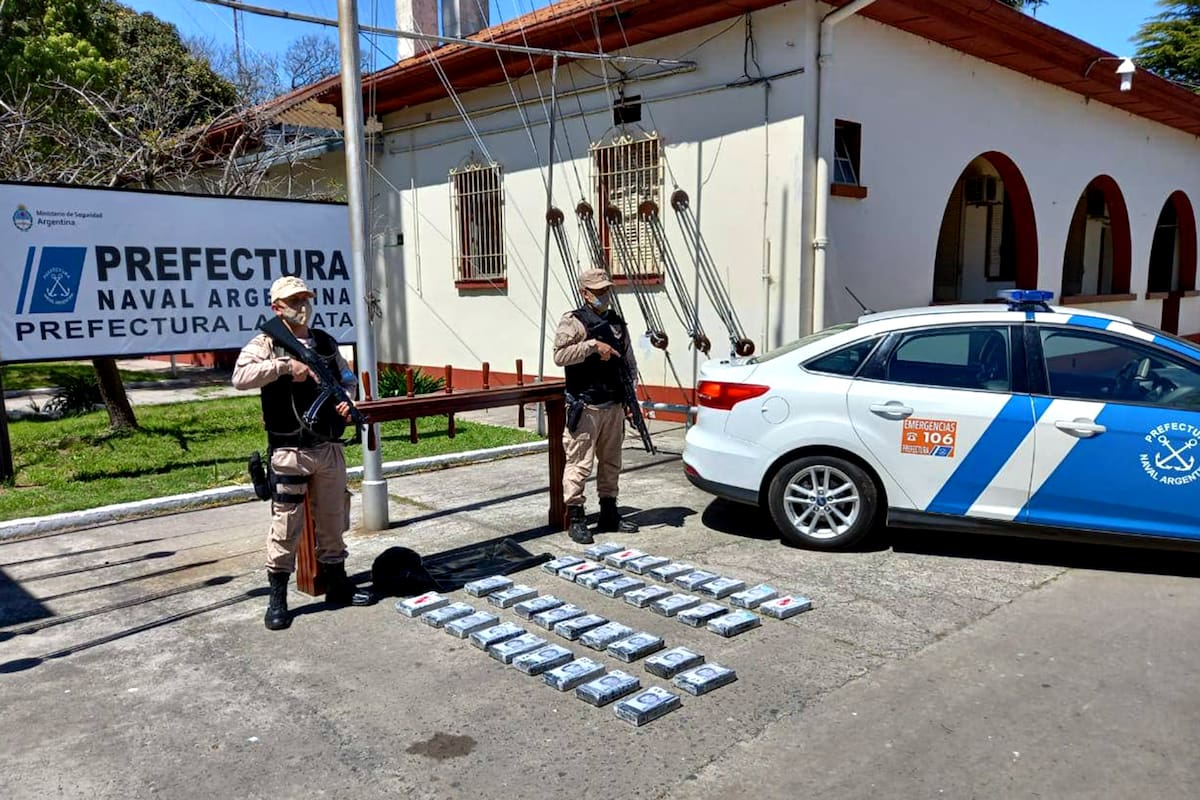 Los 37 kilos de cocaína secuestrados en el río de la Plata