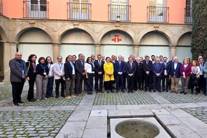 Los 50 periodistas y editores de medios de comunicación de América Latina y de la Unión Europea que participaron del encuentro