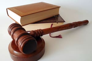Los abogados son los encargados de la defensa jurídica en un juicio. Fuente: Pixabay