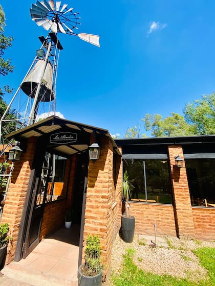 Los Abuelos es uno de los restaurantes de campo de Carlos Keen. El valor del menú es de $15.000