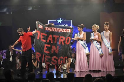 Los actores de El Séptimo Fuego manifestaron su rechazo a los nuevos impuestos