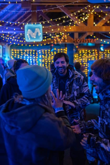 Los actores, en un momento de distensión durante el Movistar Ski Day & Night