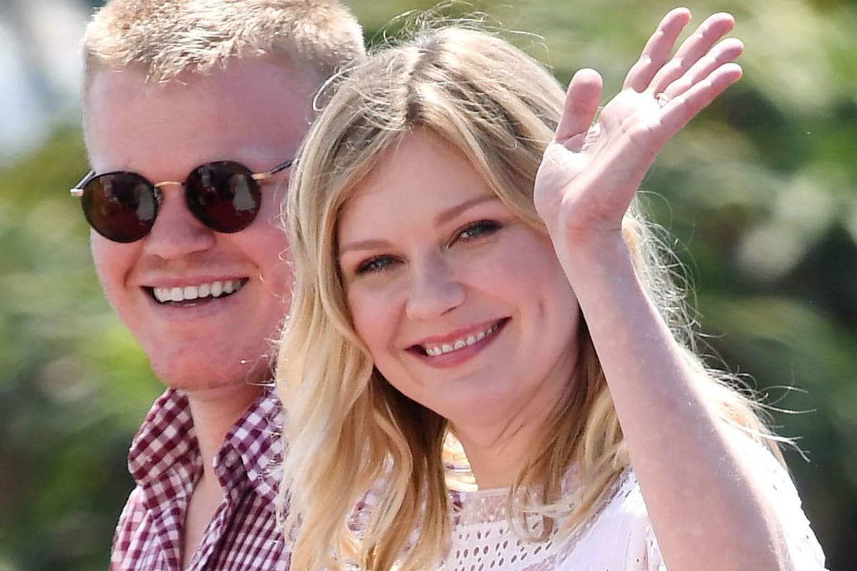 Los actores, que se conocieron en el set de Fargo, le dieron la bienvenida a su primer hijo