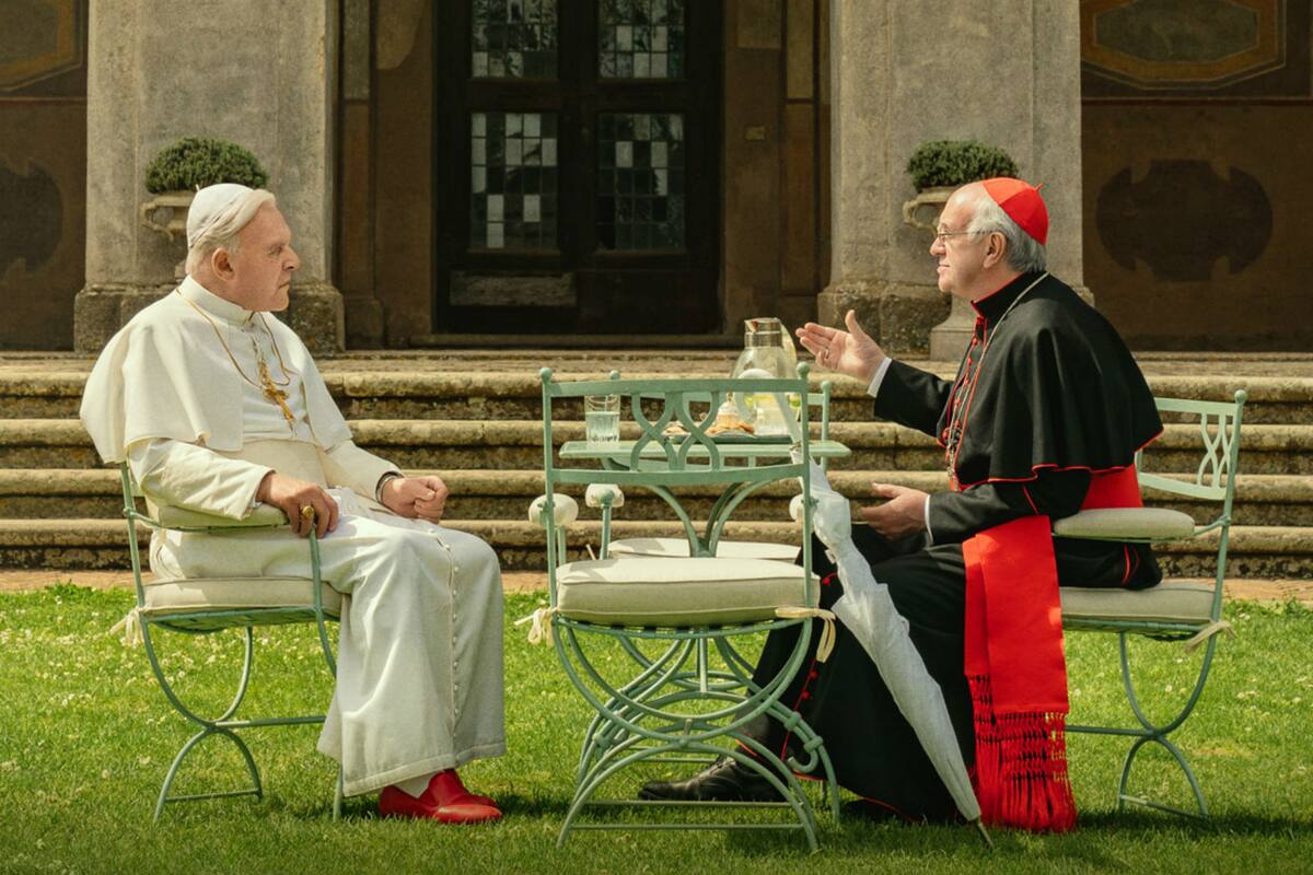 Los actores se ponen en la piel de Benedicto XVI y Francisco en el largometraje de Fernando Meirelles que llega el 20 de diciembre a la plataforma