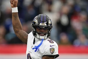 Los actuales campeones del Super Bowl LVIII, los Kansas City Chiefs, se medirán contra los Pittsburgh Steelers, mientras que los Baltimore Ravens enfrentarán a los Houston Texans (AP Foto/Adam Hunger) - Archivo
