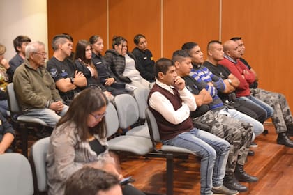 Los acusados del femicidio de Daniela Guantay, durante el juicio en Salta