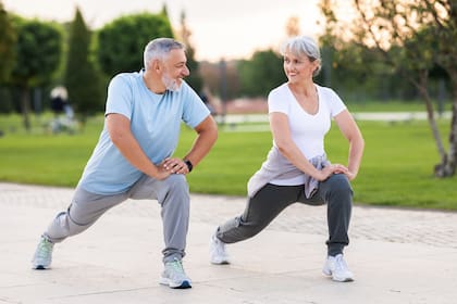 Los adultos que no se sienten jóvenes pero tampoco viejos son el foco de atención