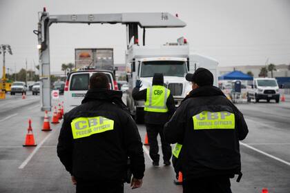 Los agentes de la CBP contaron con la ayuda del equipo canino