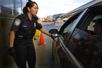 Los agentes de la CBP pueden ordenar una inspección secundaria en cualquier frontera estadounidense