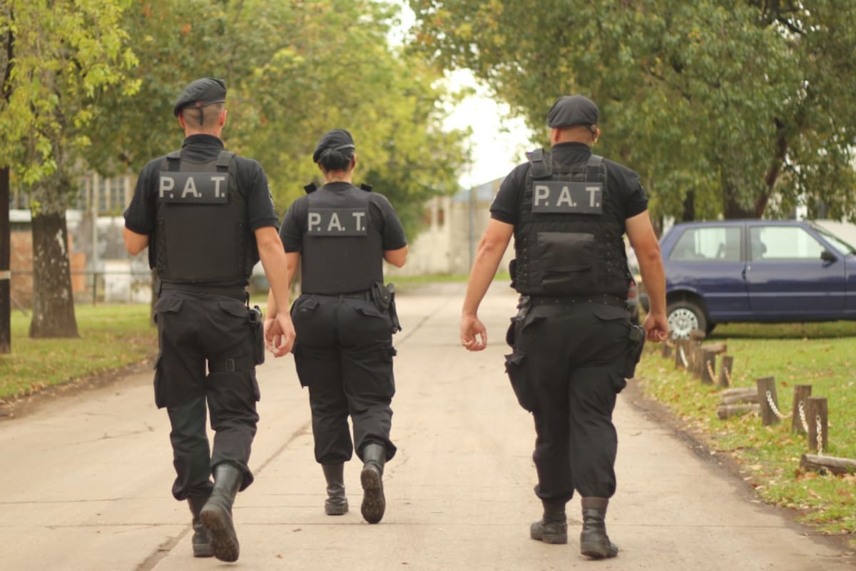 Los agentes de las PAT fueron acusados de robar droga y dinero a un grupo narco.