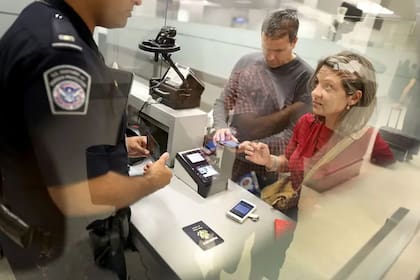 Los agentes del CBP la detuvieron en el aeropuerto de San Francisco