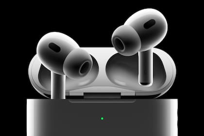 Los AirPods Pro 2 se convertirán en los primeros audífonos de venta libre gracias al software creado por Apple
