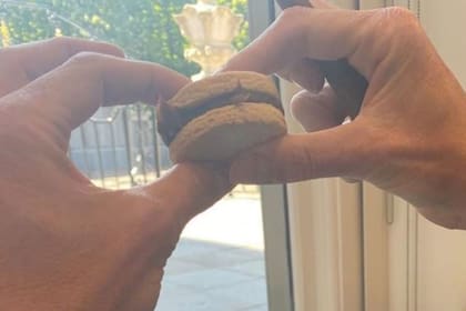 Los alfajores son una receta que la mamá le legó a Máxima y ella decidió compartirla en el día de su cumpleaños
