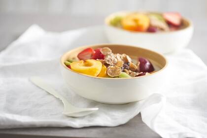 Los alimentos de semillas son tendencia por prácticos y ricos, pero además de tomarse solos se pueden convertir en una gran forma de empezar el día