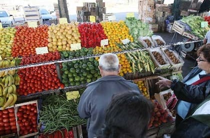 Los expertos reclaman más acceso a productos frescos y saludables