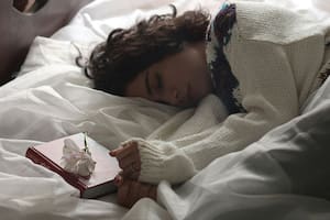 Los alimentos que hay que consumir para dormir mejor, según una especialista