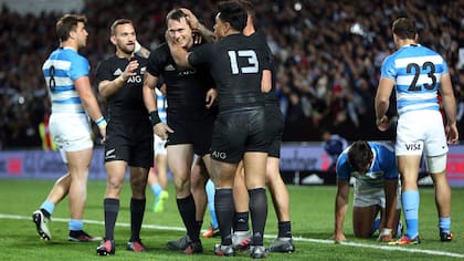Los All Blacks fueron demasiado para los Pumas