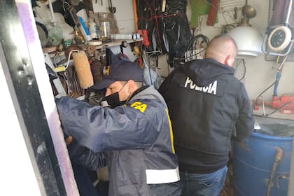 Los allanamientos estuvieron a cargo de la Policía Federal Argentina (PFA)