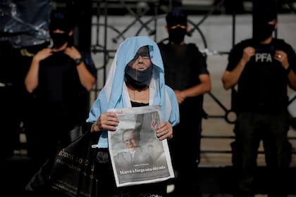 Los alrededores del Congreso de la Nación durante el velatorio de Carlos Menem