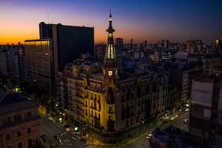 El ocaso de una zona donde la riqueza arquitectónica contrasta con una dura realidad social