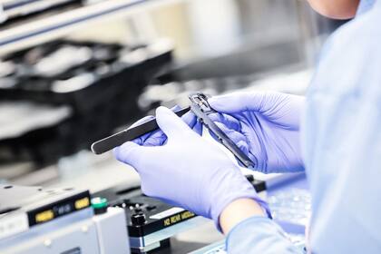 Los altos aranceles llevan a salarios bajos, según una reciente tesis premiada de José Luis Espert