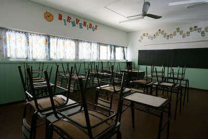Santa Fe, por la ola de casos de Covid, seguirá con educación a distancia
