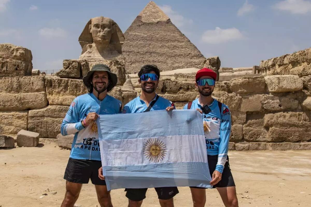 Los amigos pasaron por Egipto antes de llegar a Qatar