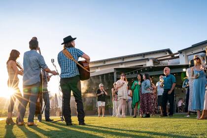 Los Ángeles está cerca de varias estancias importantes en materia turística