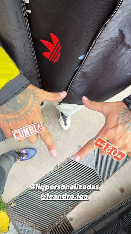 Los anillos-manopla de L-Gante. Fuente: Instagram