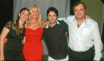 Los Arevalo. De izquierda a derecha: Florencia, Analía, Rodrigo y Leandro. La familia es de María Susana, un pequeño pueblo de Santa Fe.
