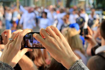 Los argentinos, entre los primeros en el ránking de almacenaje de fotos en celulares