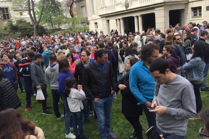 Los argentinos residentes votaron en Santiago de Chile