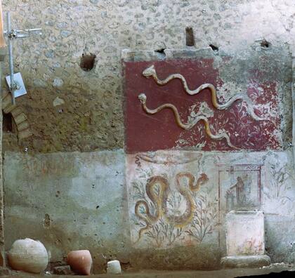 Los arqueólogos trabajan en la nueva tanda de excavaciones en Pompeya.