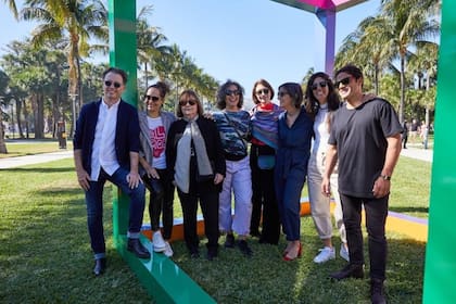 Los artistas y las curadoras