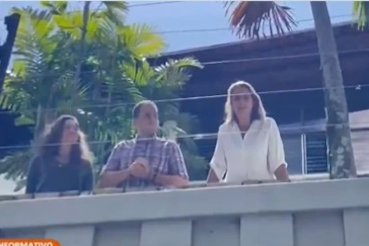 Los asilados venezolanos en la terraza de la embajada argentina