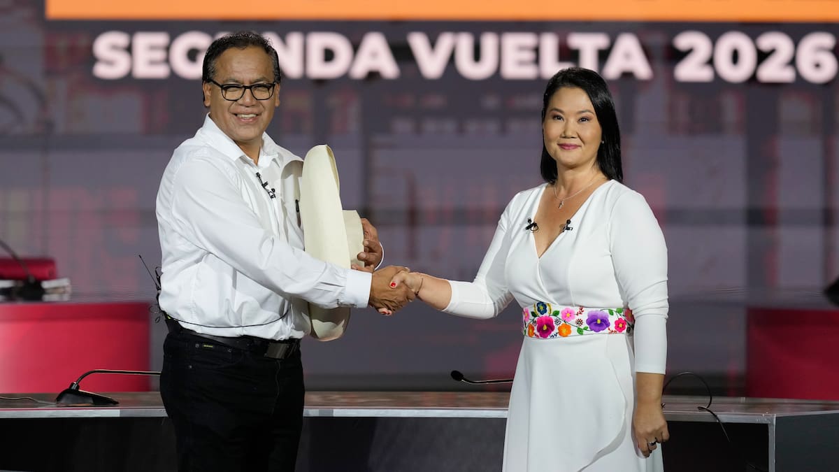 Elecciones en Perú hoy, en vivo: los últimos votos definen el resultado entre Keiko Fujimori y Roberto Sánchez