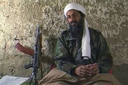 Osama Bin Laden le declaró la guerra a EE.UU. desde una cueva en Afganistán el 20 de agosto de 1998