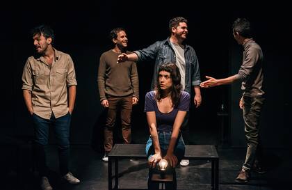 Una terrible violación grupal en Pamplona en 2016 da lugar a esta obra de teatro documental, tan dura como ineludible