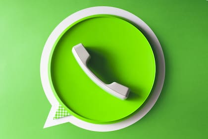 WhatsApp habilita las videollamadas con 32 integrantes; es posible silenciar participantes en forma individual, enviarles mensajes privados durante la videollamada y crear un enlace para compartir por el mensajero
