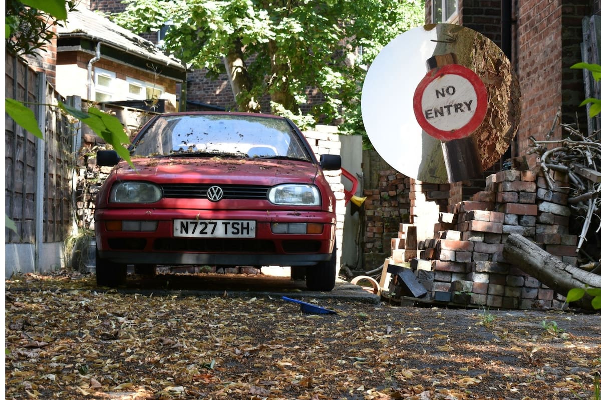 Los autos chocolate que no pueden ser regularizados en México. Foto: Unsplash / Canva