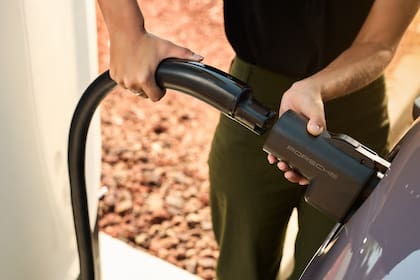 Los autos electrificados representan el 3,8% del total de mercado