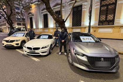 Los autos secuestrados a los sospechosos