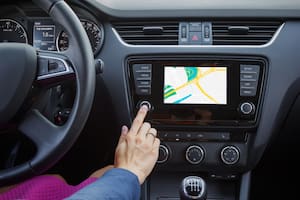 Más tecnología y pantallas, menos atención: la nueva amenaza vial